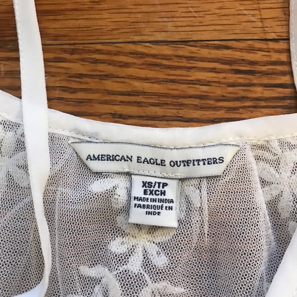 American Eagle Crop Top - Picture 2 of 4